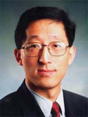 Zuomin Dong