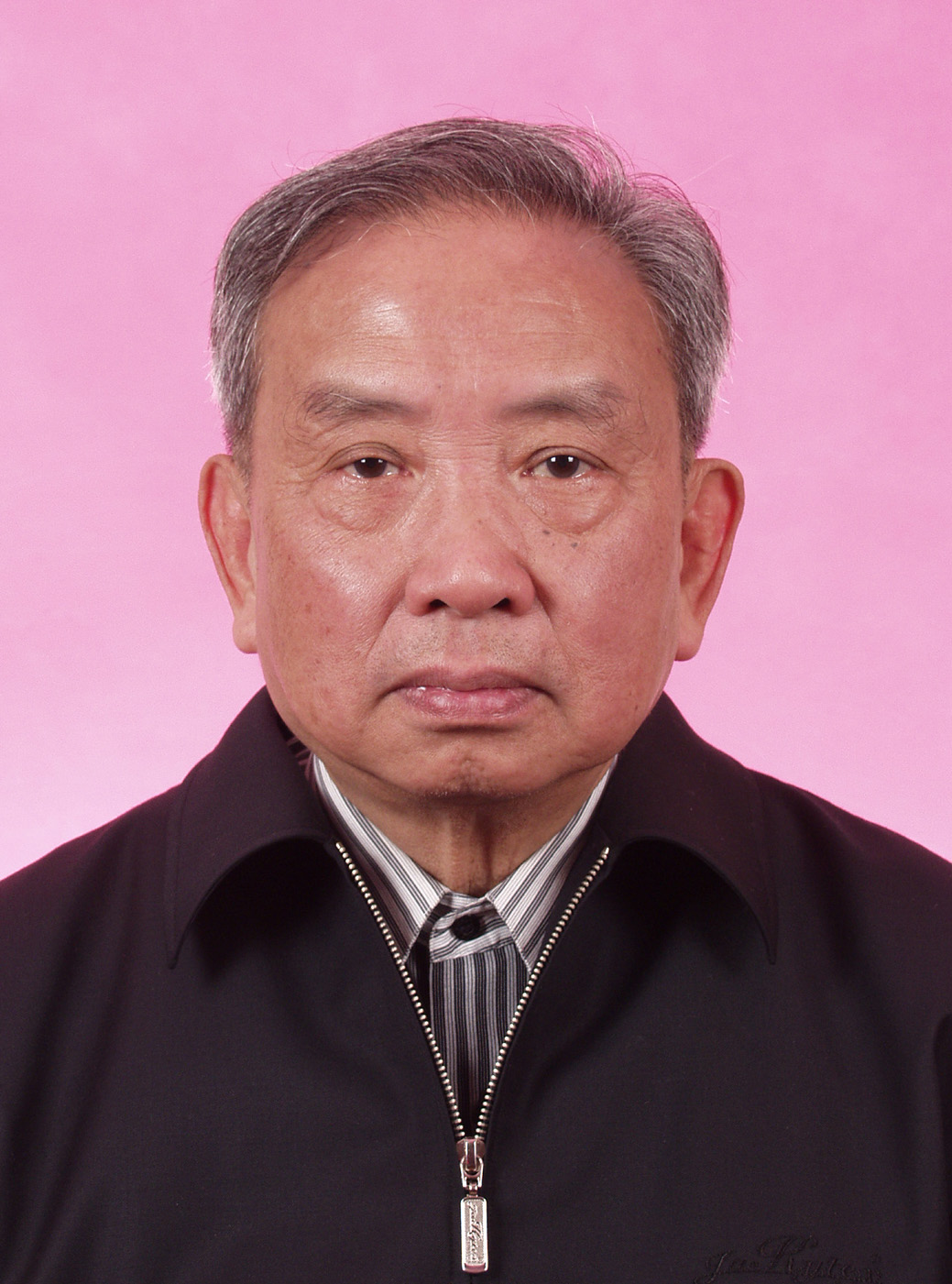 Shichang Zou