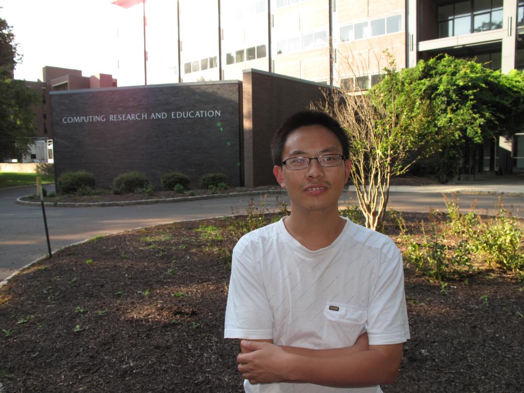 Hongxing Qin