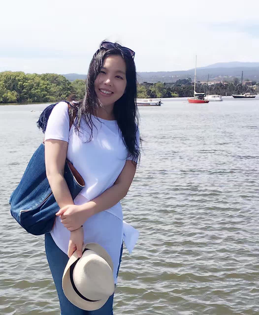 Yiyi Xu