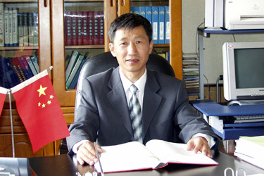 Shoufa Zhang
