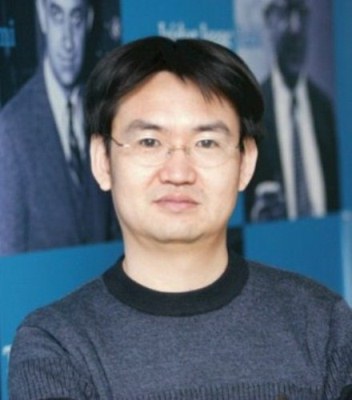 Shimin Hou