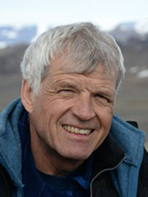 Philip J.Currie