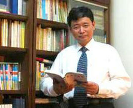 Zhengzhi Han